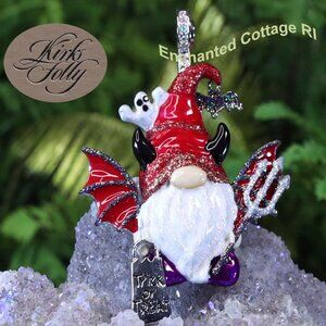 Kirks Folly 𝐃𝐄𝐕𝐈𝐍 THE GNOME Hallowen Magnetic Enhancer Pendant Silvertone